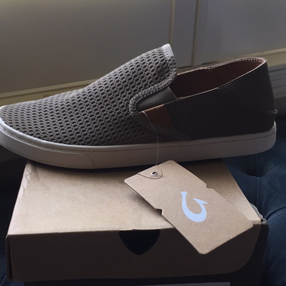 Women’s Sz 9 NWT OLUKAI Pehuea Slip on